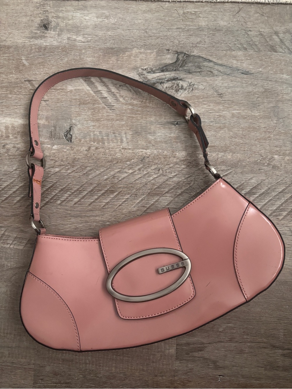 Vintage GUESS Y2K Pink Patent Faux Leather Shoulder Bag Baguette Purse